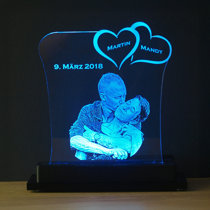 Acrylglas mit Text-/Fotogravur und LED-Beleuchtung