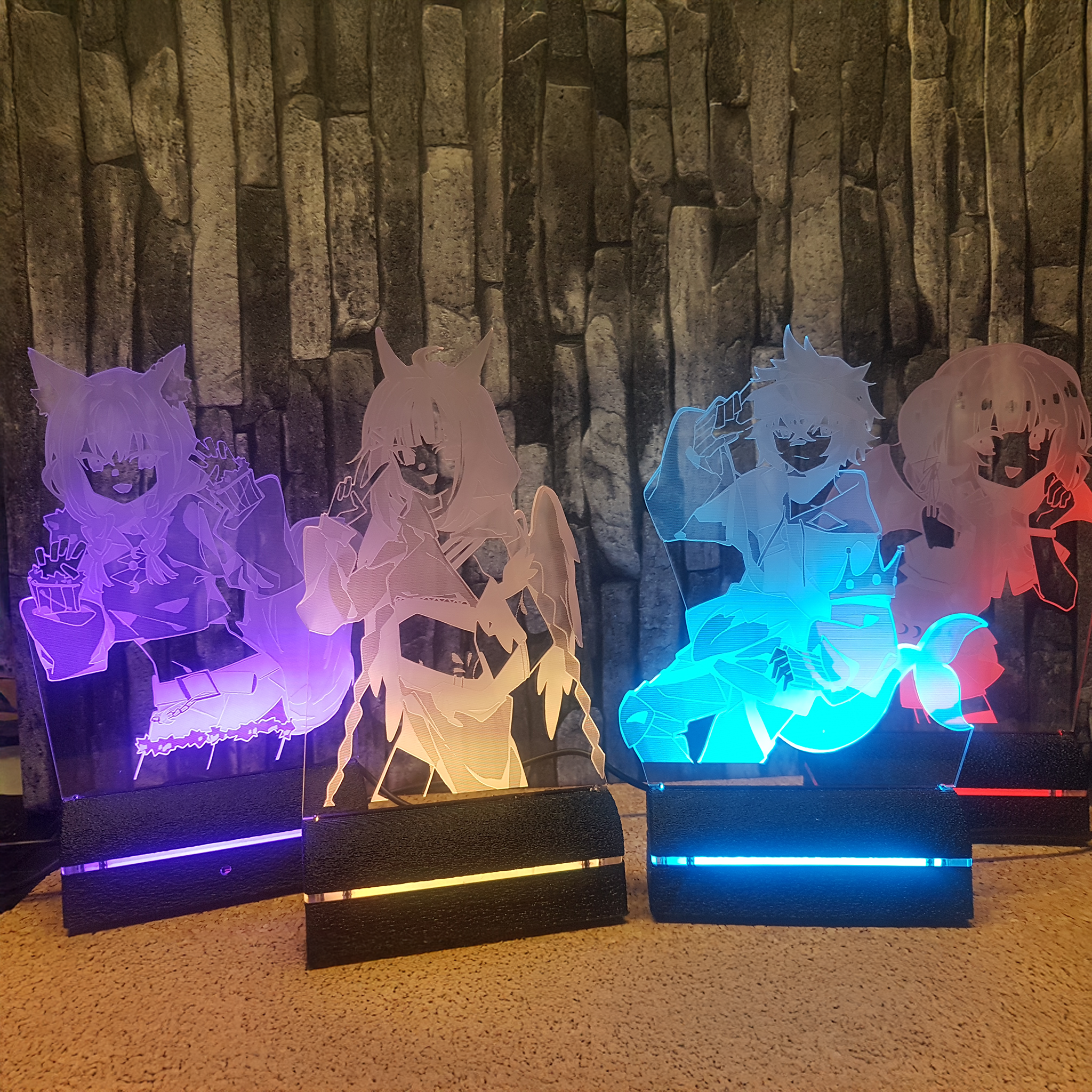 Beleuchtete Acrylaufsteller Konturschnitt von VTuber Avataren für Lightmotif