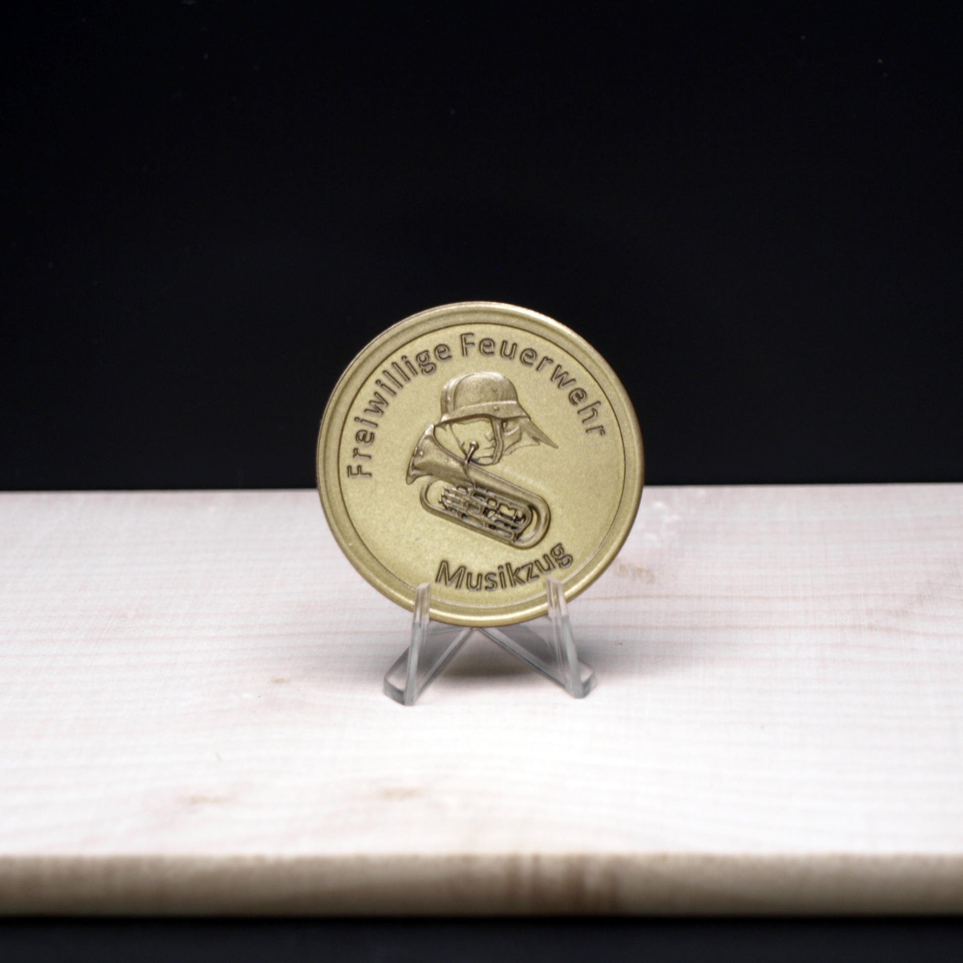 Münze mit Tiefengravur